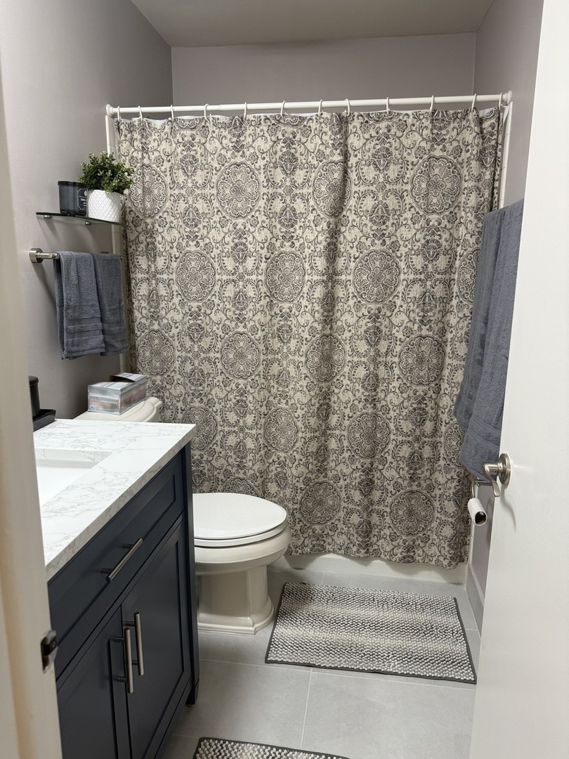 840 Wellington Avenue #115, Elk Grove Village, IL 60007