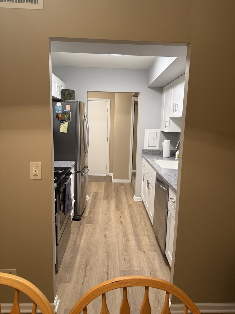 840 Wellington Avenue #115, Elk Grove Village, IL 60007