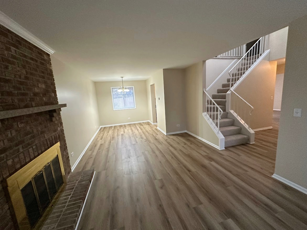 1301 Haverhill Circle, Naperville, IL 60563