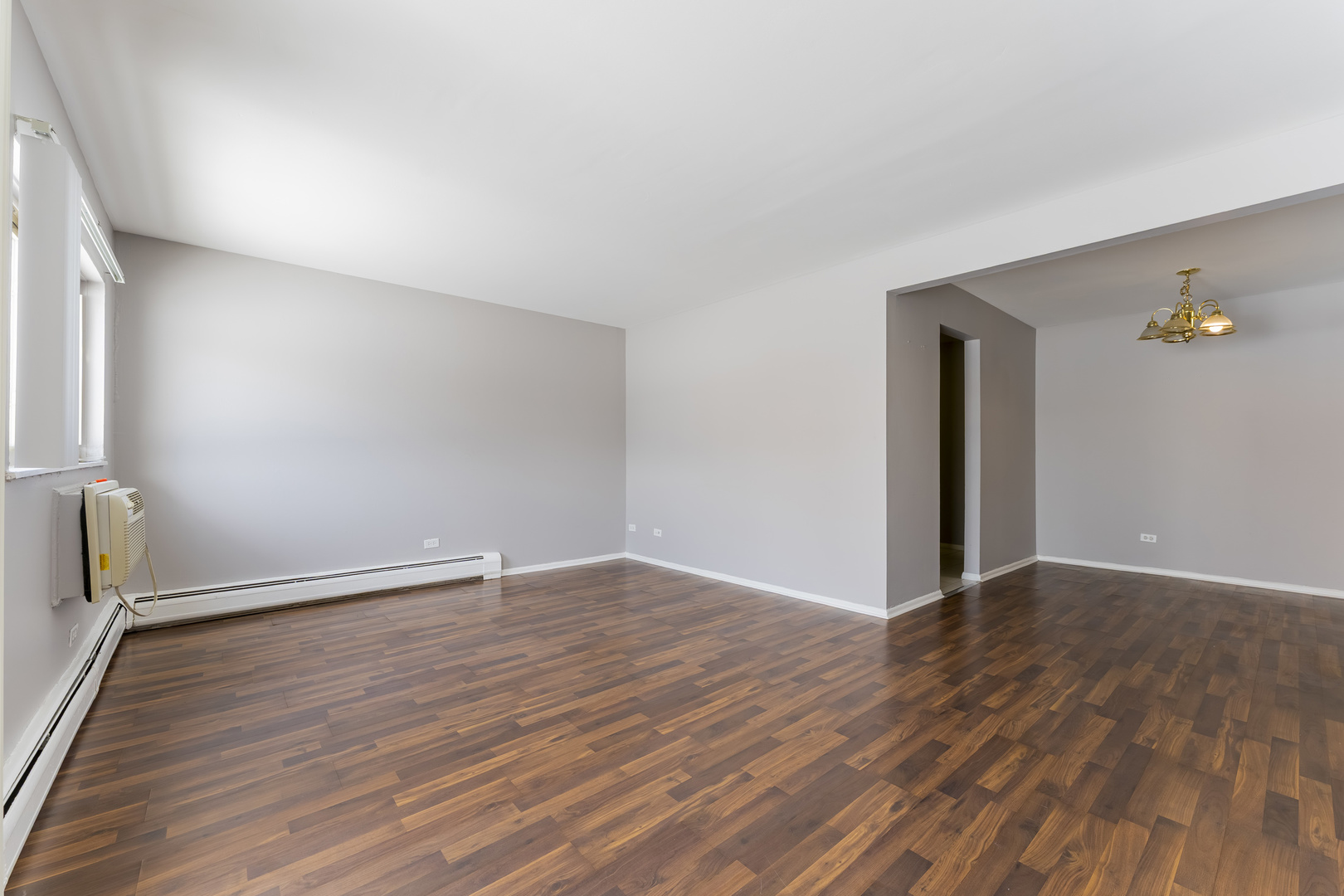 703 E Fullerton Avenue #107, Glendale Heights, IL 60139