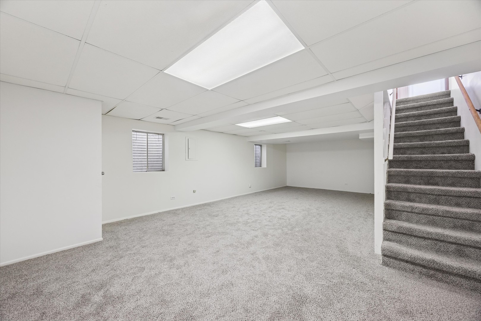 3033 Ashton Court, Westchester, IL 60154