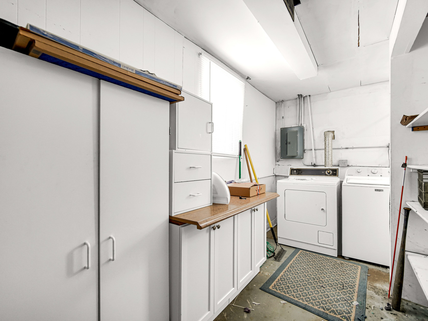 11811 S Tripp Avenue, Alsip, IL 60803