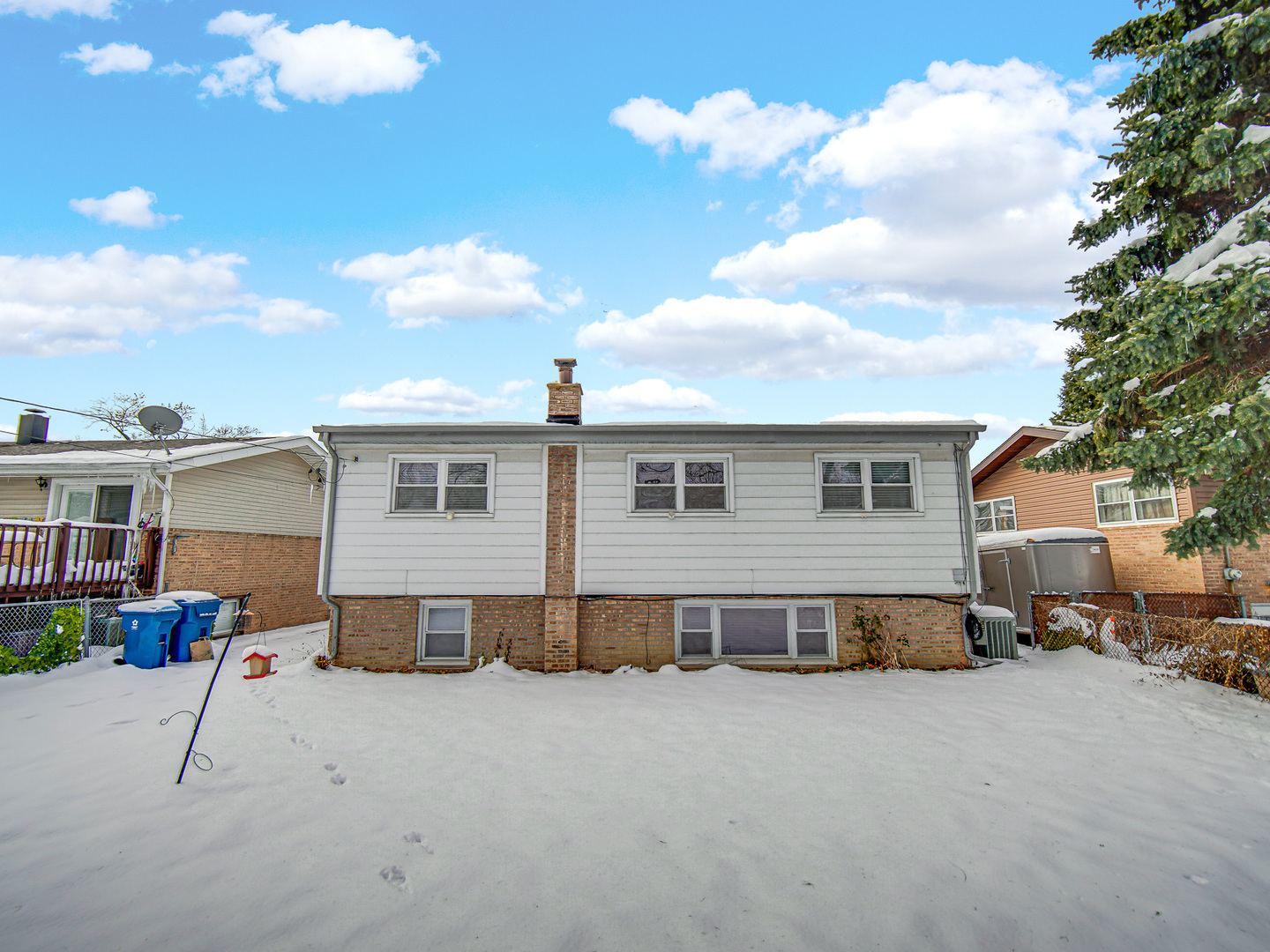 11811 S Tripp Avenue, Alsip, IL 60803