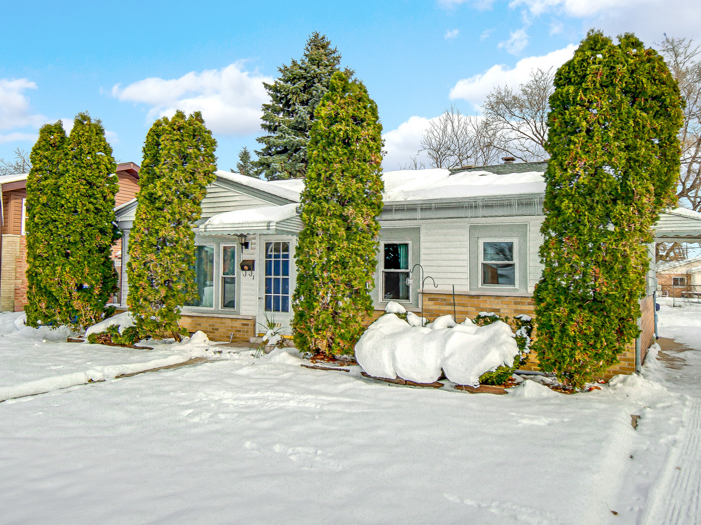 11811 S Tripp Avenue, Alsip, IL 60803