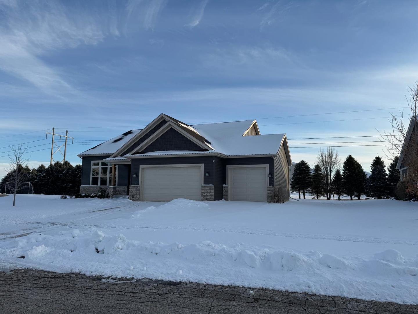 41 Brookstone Circle, Bloomington, IL 61704