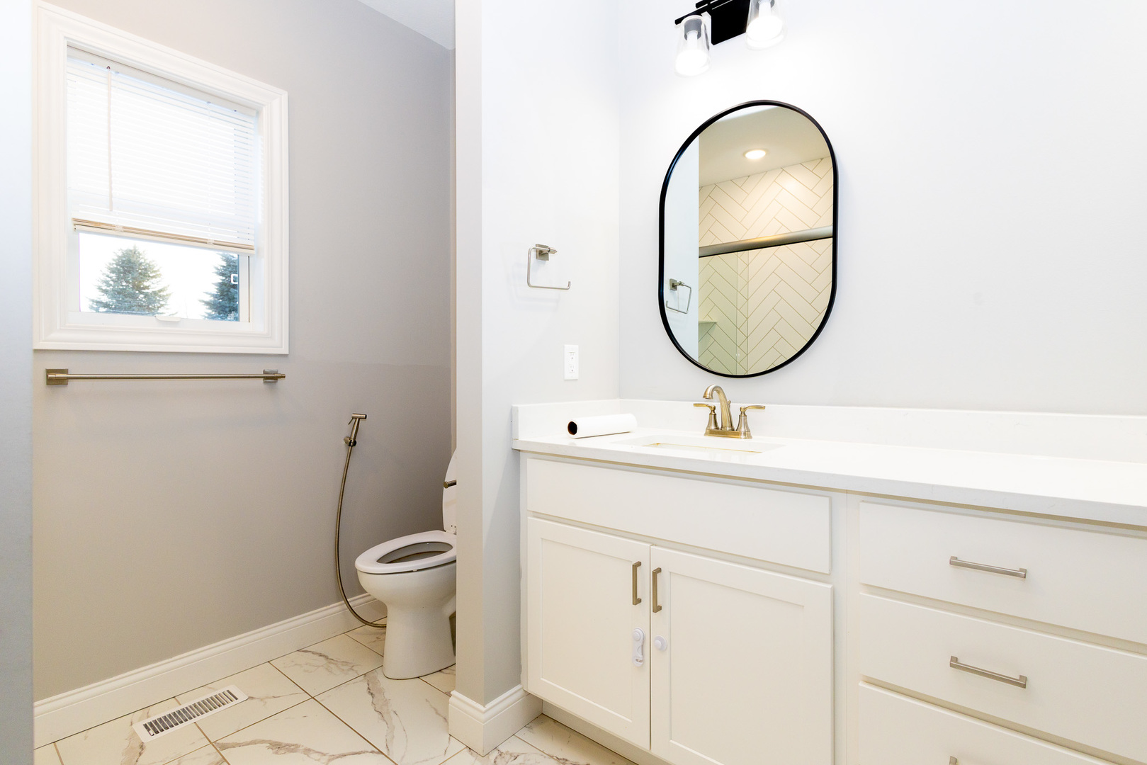 41 Brookstone Circle, Bloomington, IL 61704