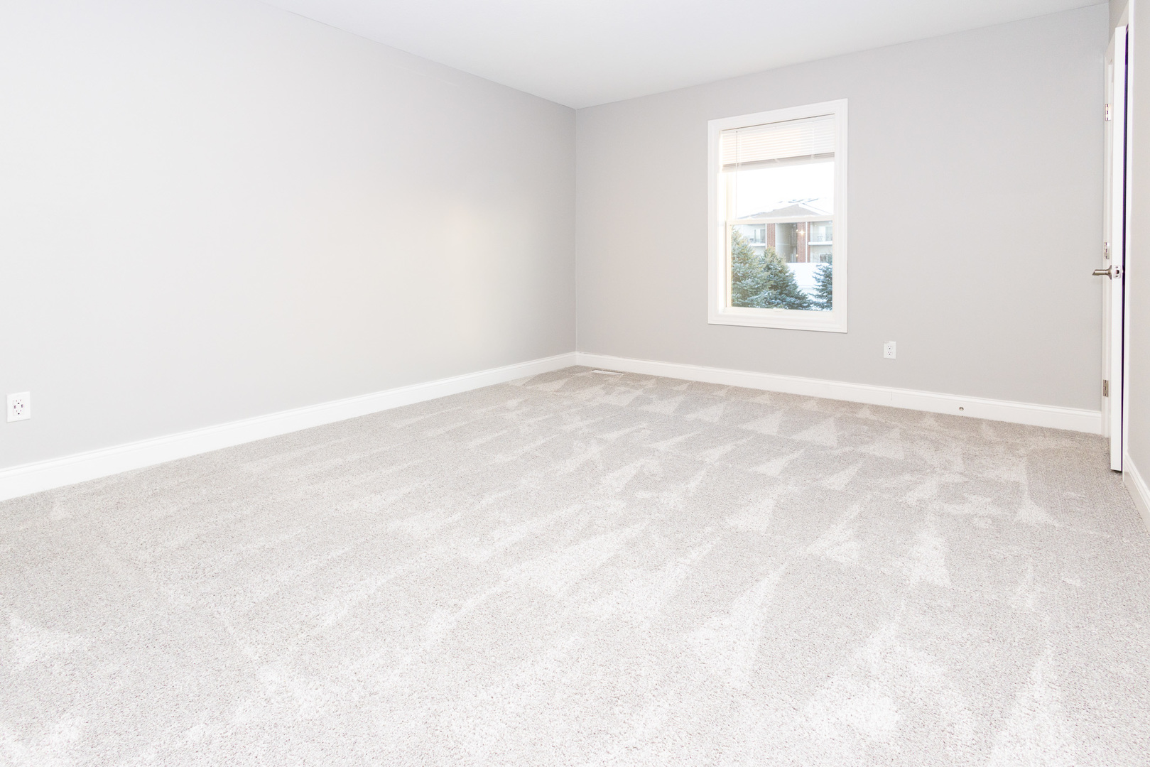 41 Brookstone Circle, Bloomington, IL 61704