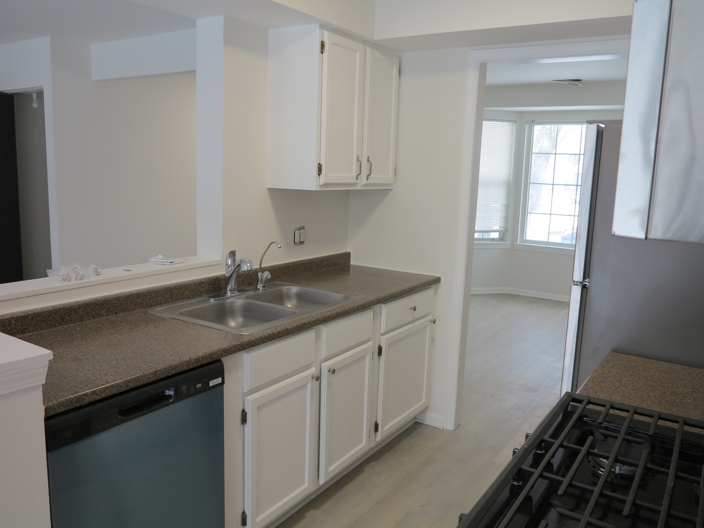 415 Newbury Drive, Island Lake, IL 60042