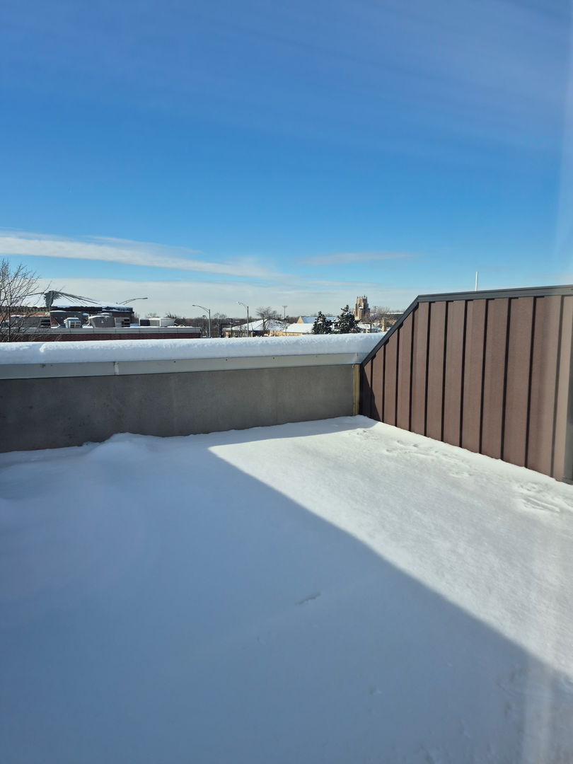 625 Deerfield Road #419, Deerfield, IL 60015