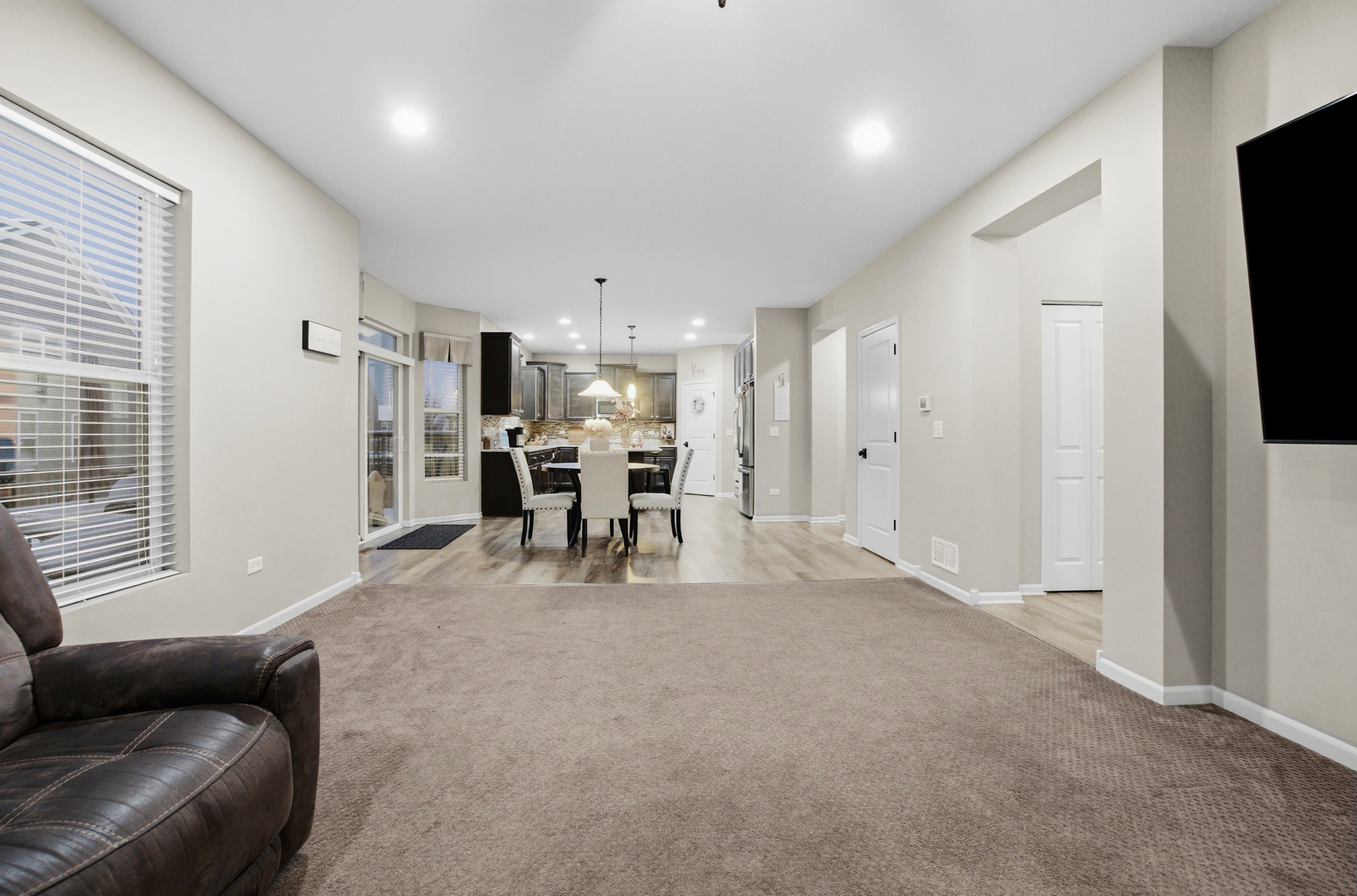 7811 Bellflower Lane, Joliet, IL 60431