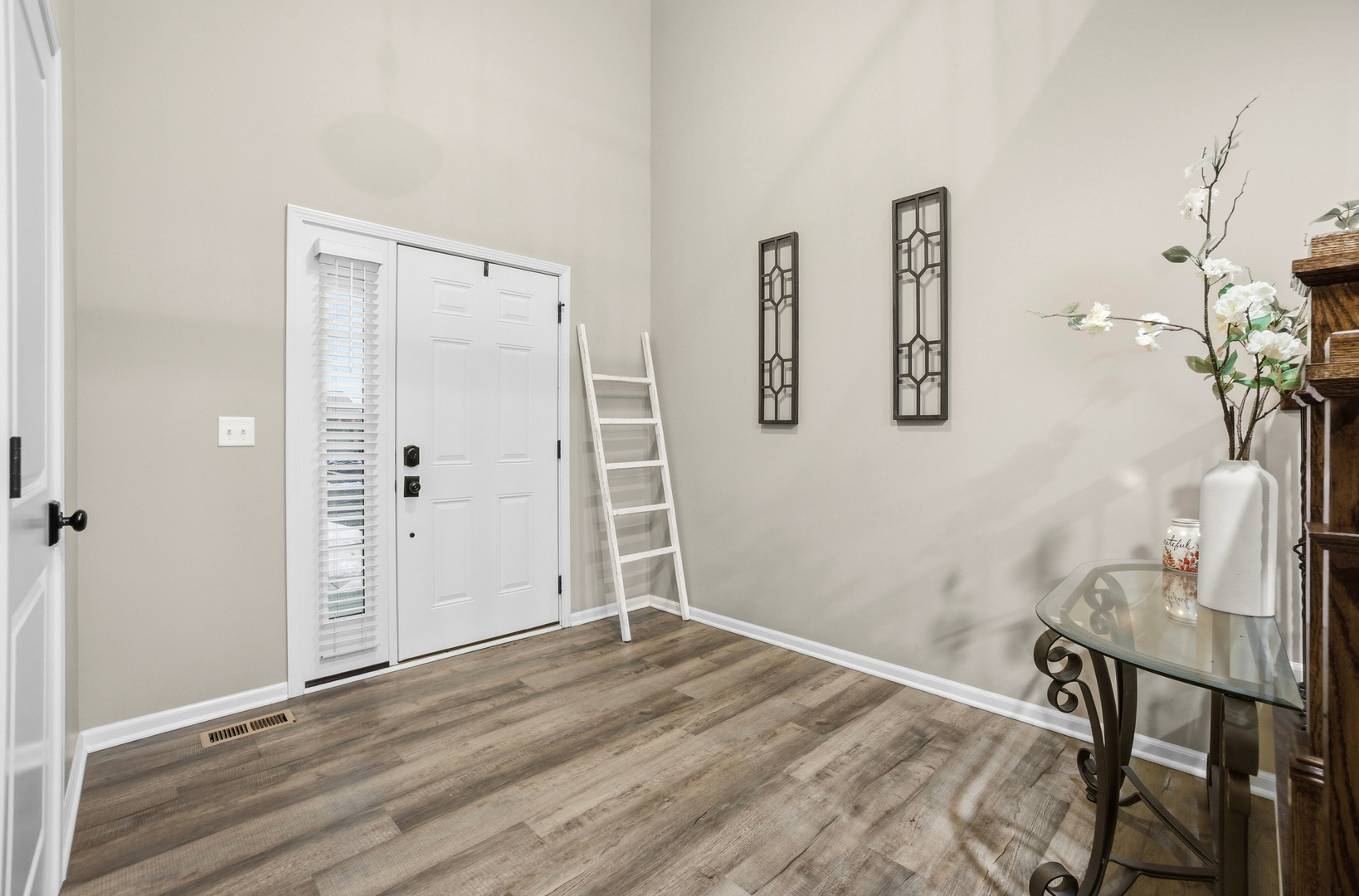 7811 Bellflower Lane, Joliet, IL 60431