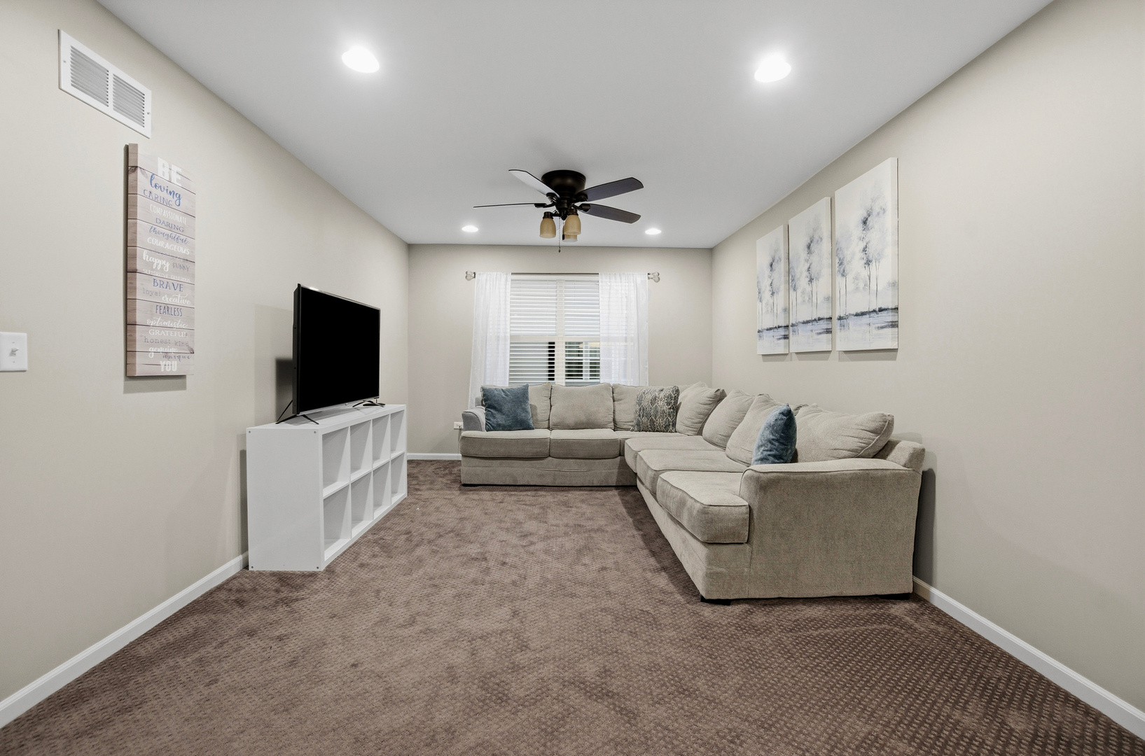 7811 Bellflower Lane, Joliet, IL 60431