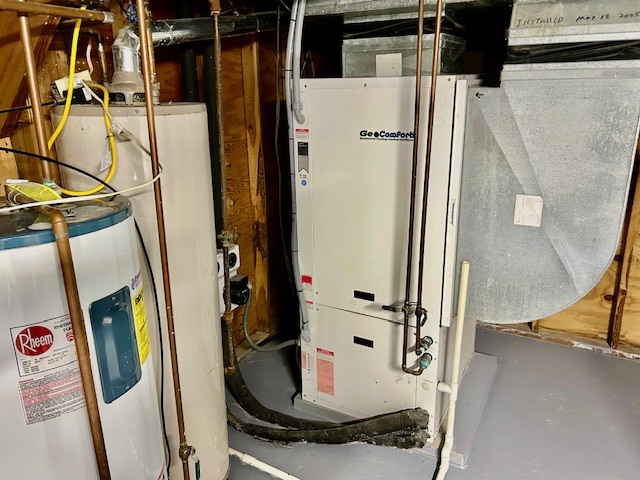 1515 Six Points Road, Bloomington, IL 61701