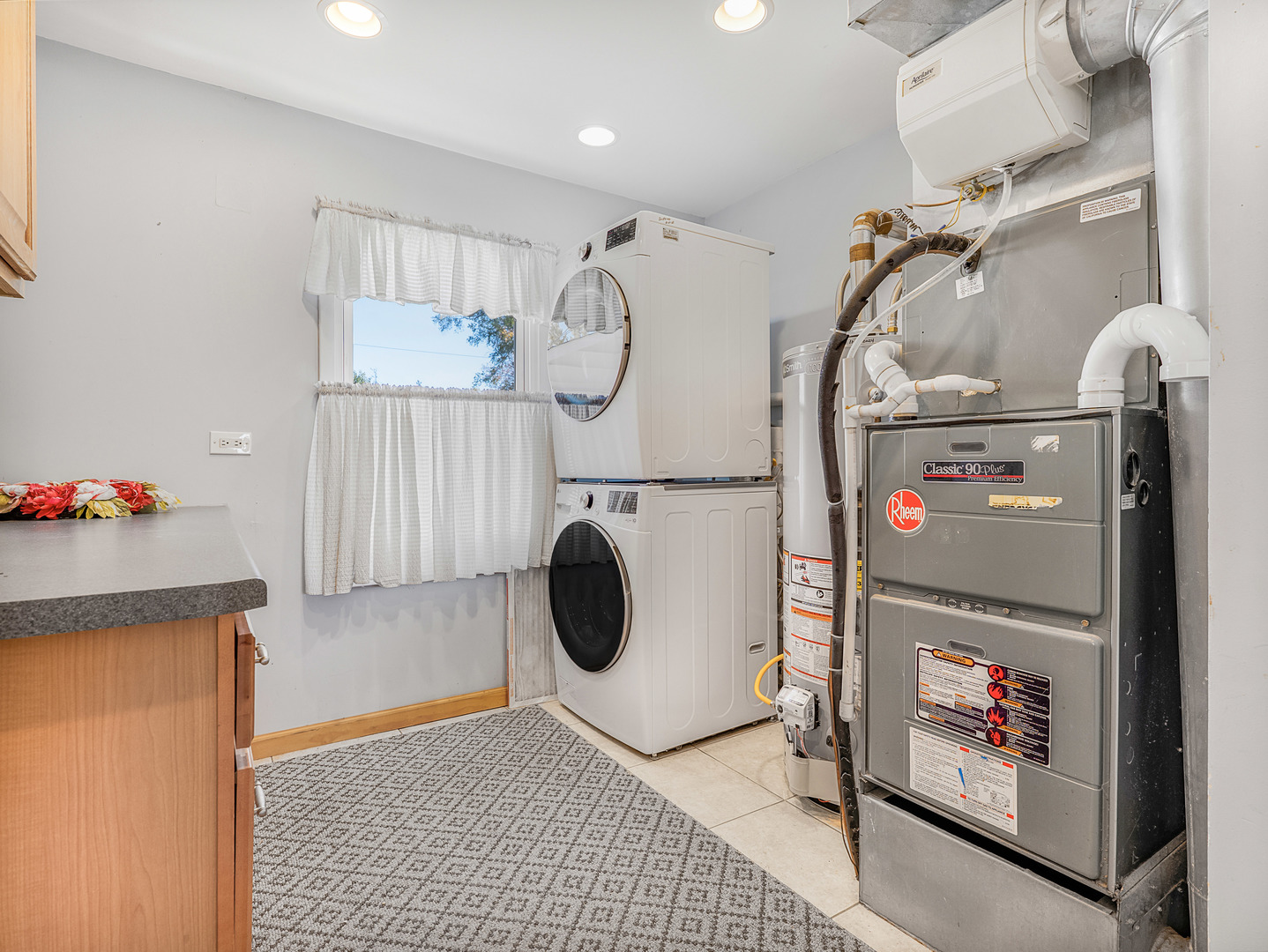 3111 Stillwell Drive, Des Plaines, IL 60018