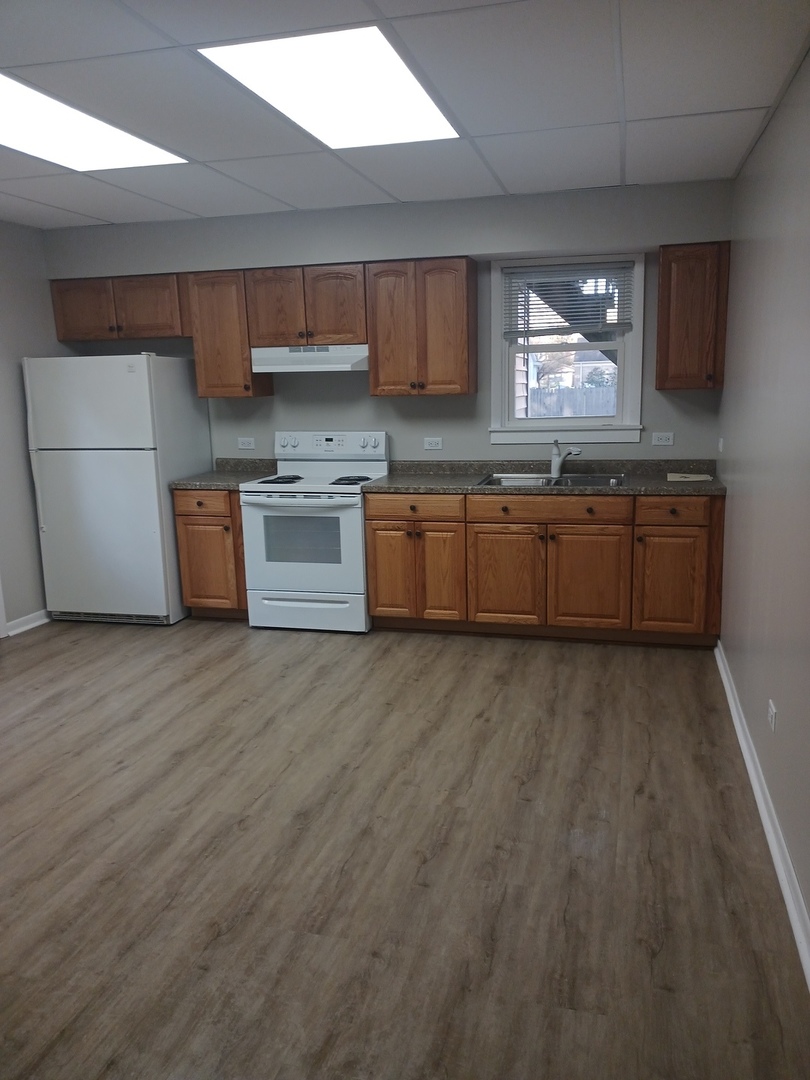 2114 Enoch Avenue #2, Zion, IL 60099