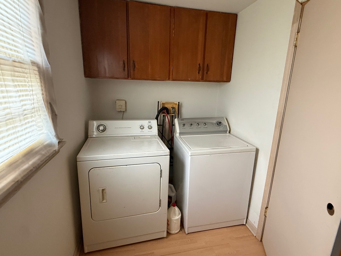 740 N Elmwood Drive, Aurora, IL 60506