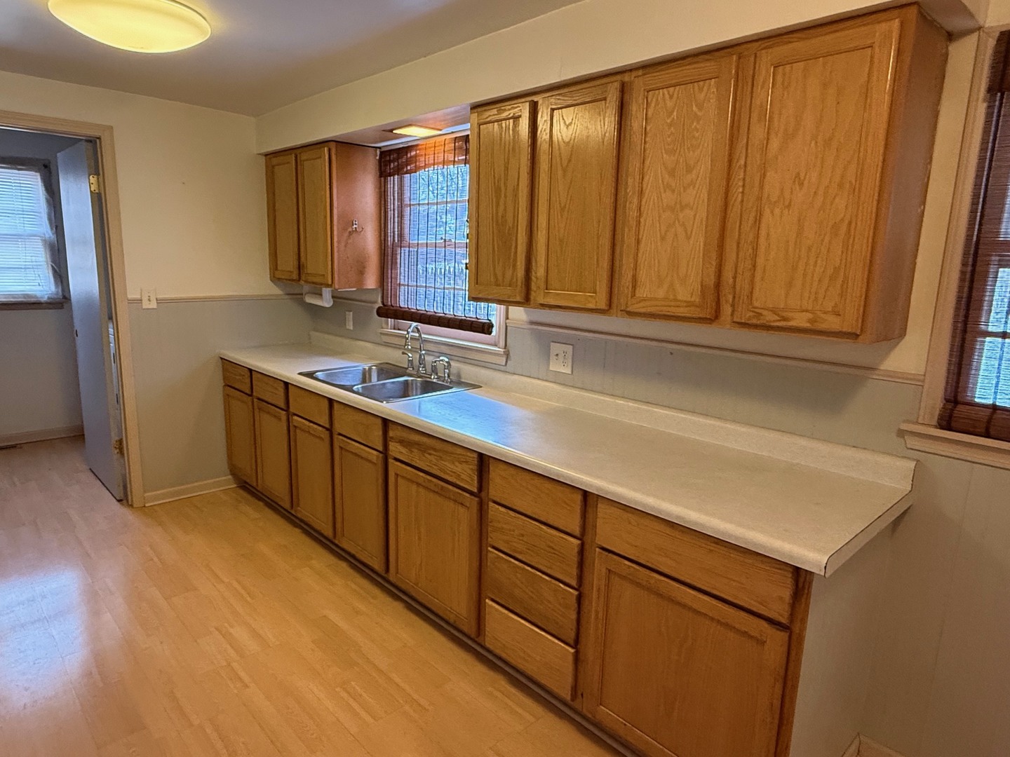 740 N Elmwood Drive, Aurora, IL 60506