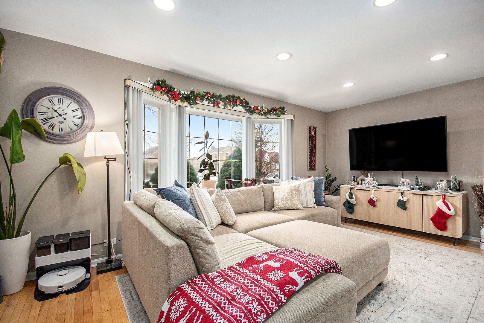 1673 Spruce Avenue, Des Plaines, IL 60018