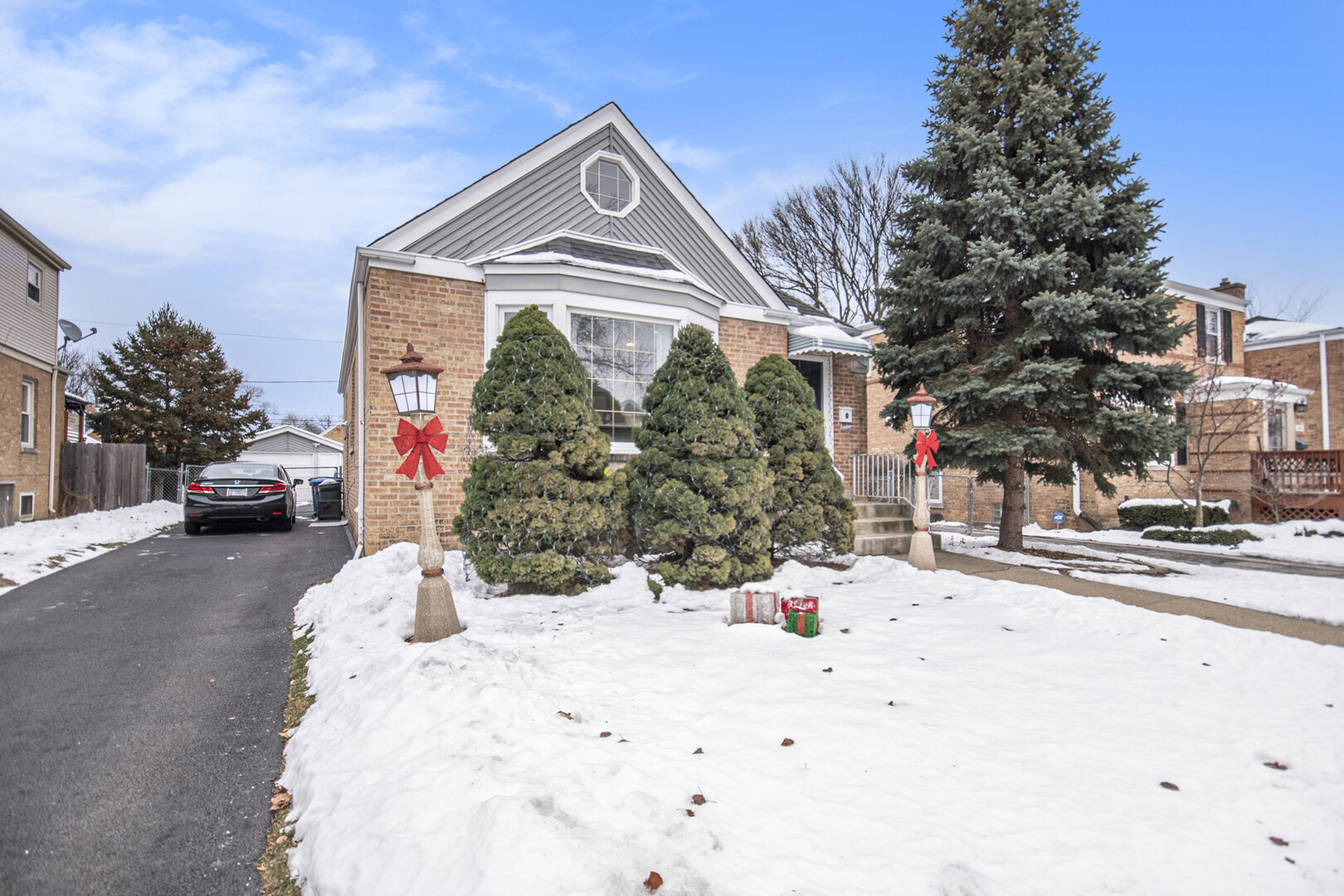 1673 Spruce Avenue, Des Plaines, IL 60018