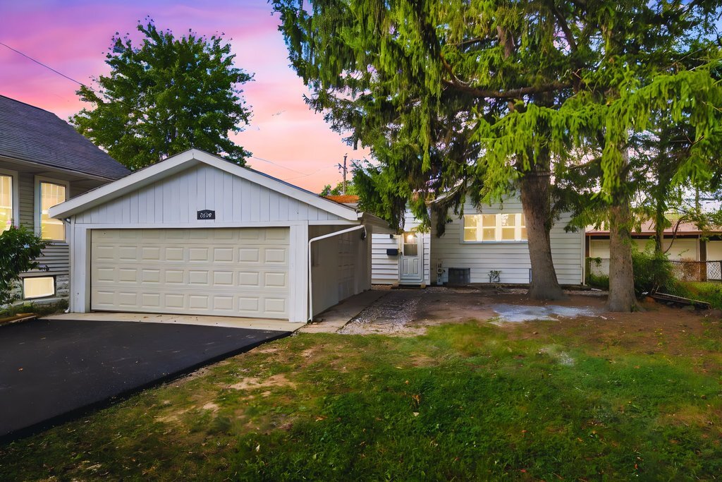 2330 121st Street, Blue Island, IL 60406