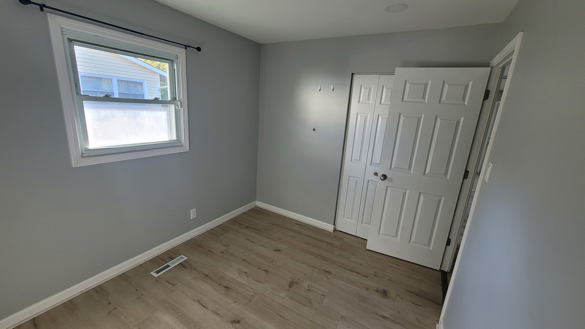 149 Austin Avenue, Carpentersville, IL 60110