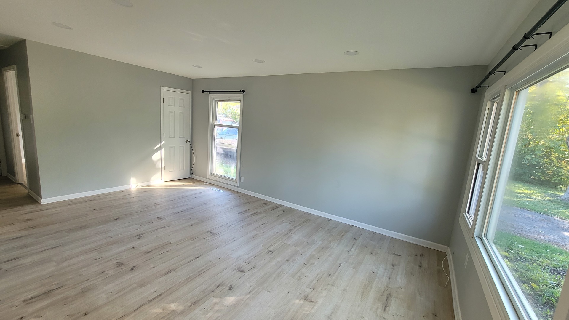 149 Austin Avenue, Carpentersville, IL 60110