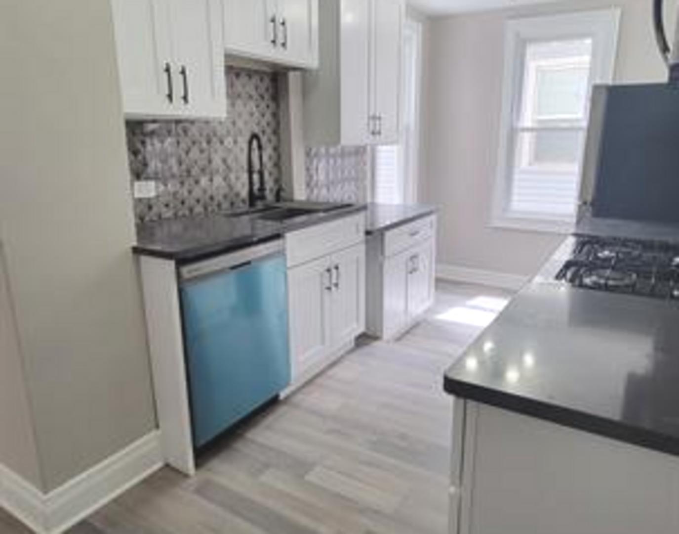 918 N Ash Street, Waukegan, IL 60085