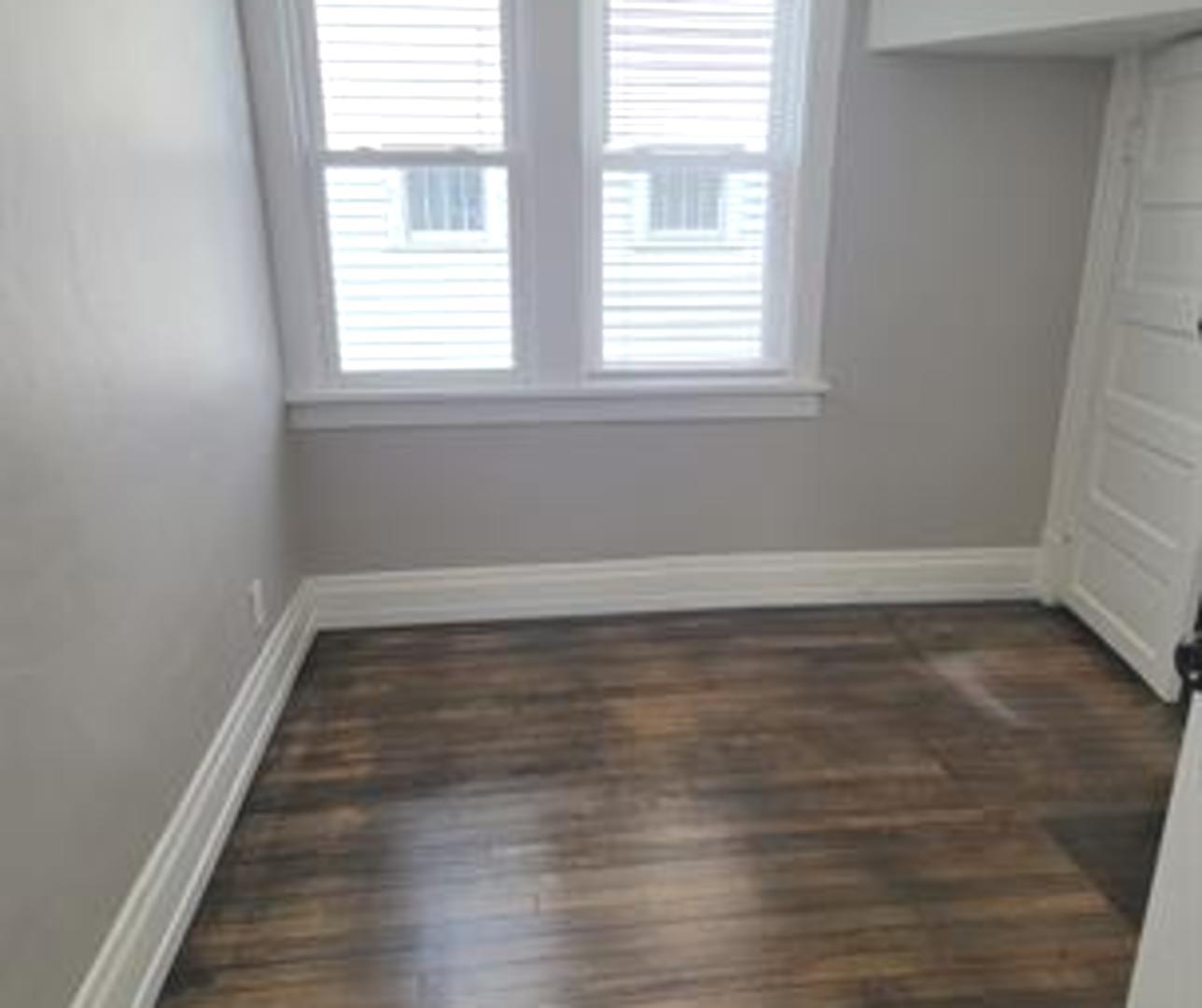 918 N Ash Street, Waukegan, IL 60085