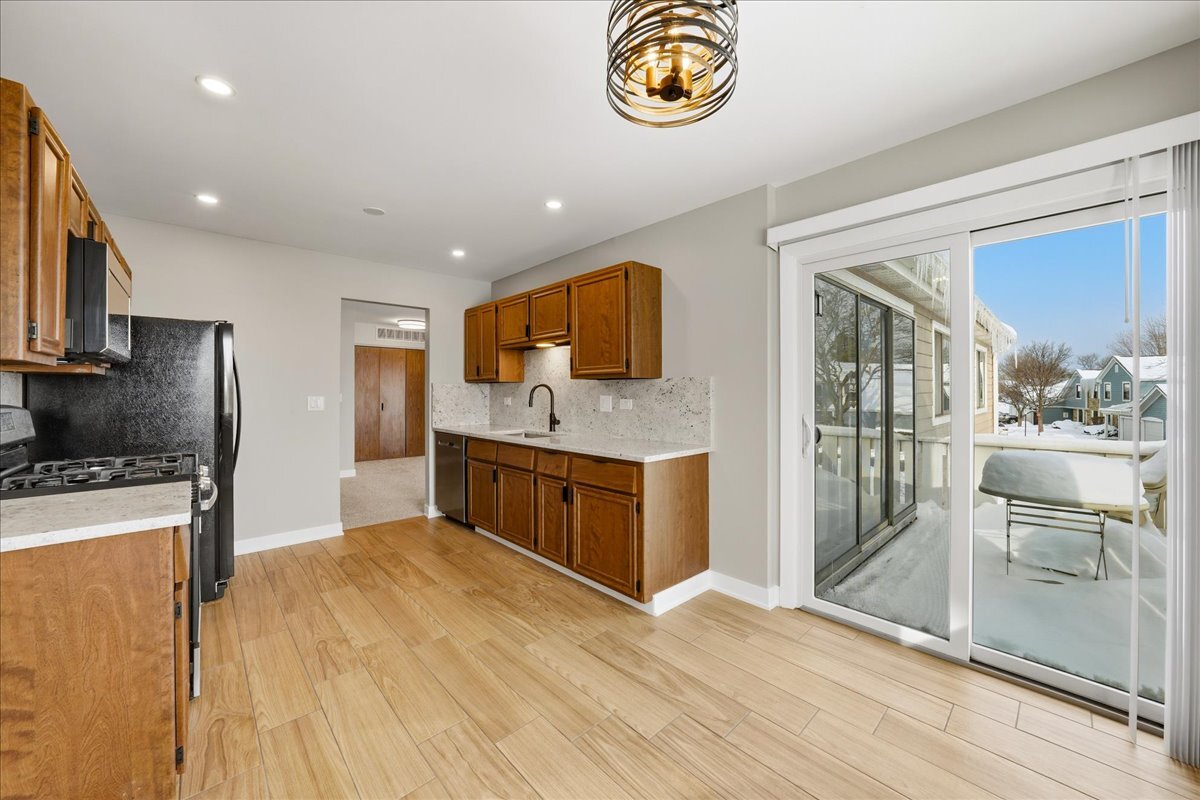 369 Heather Court #A2, Schaumburg, IL 60193