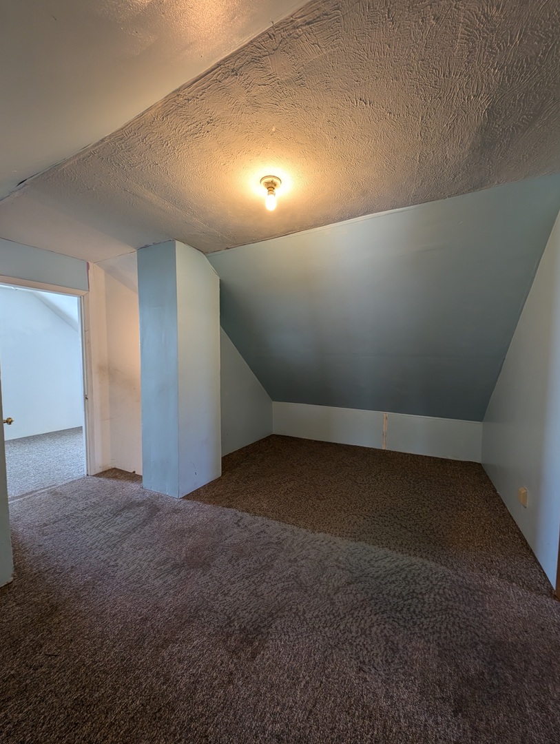 543 E 3rd Street, El Paso, IL 61738