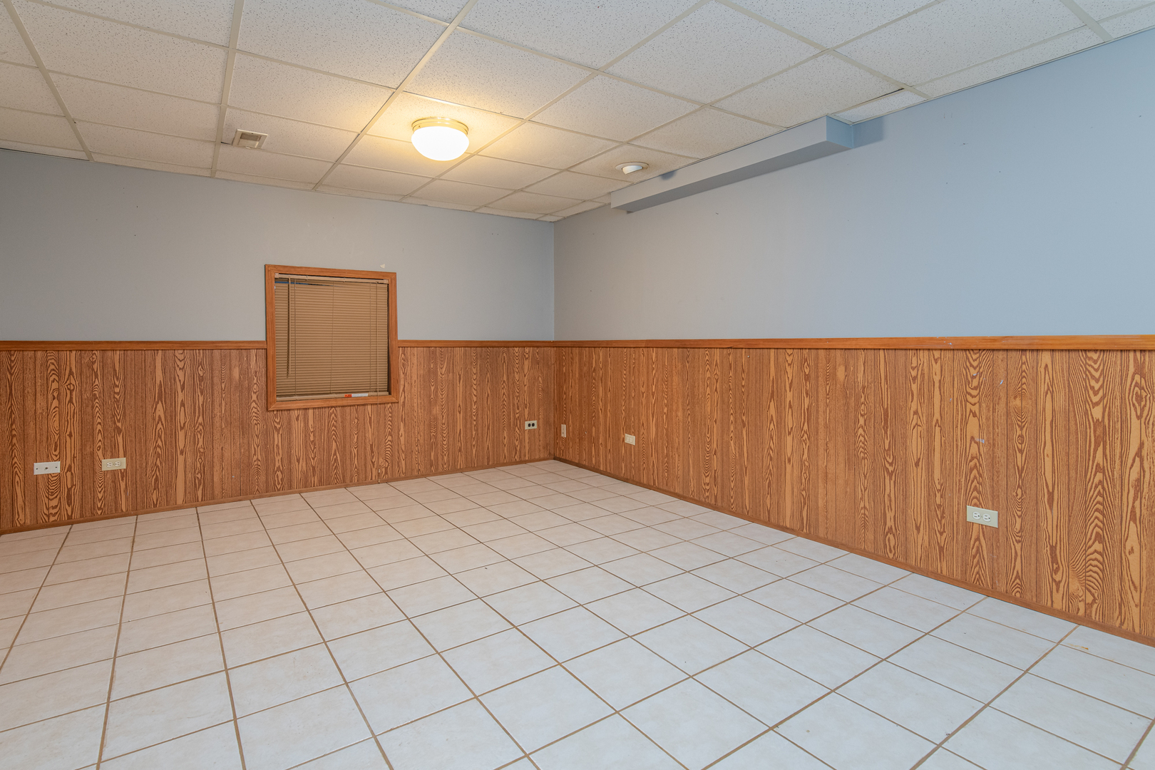 97 Mark Lane, Fox Lake, IL 60020