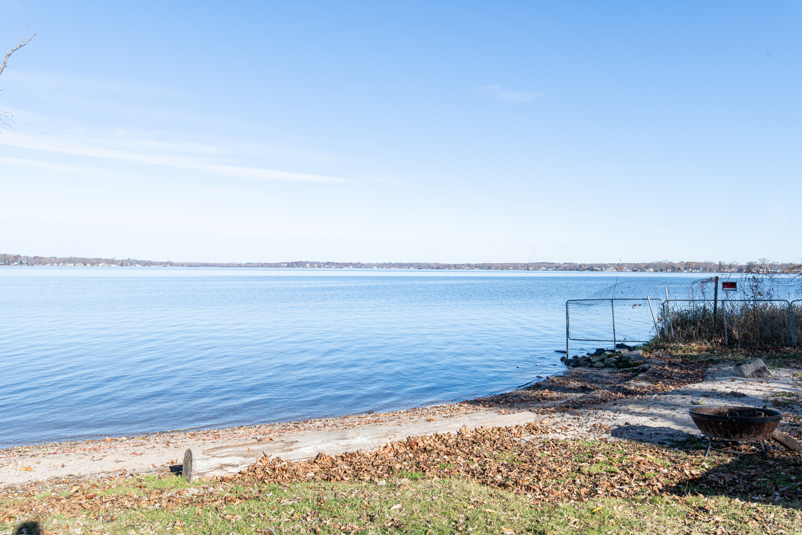 97 Mark Lane, Fox Lake, IL 60020