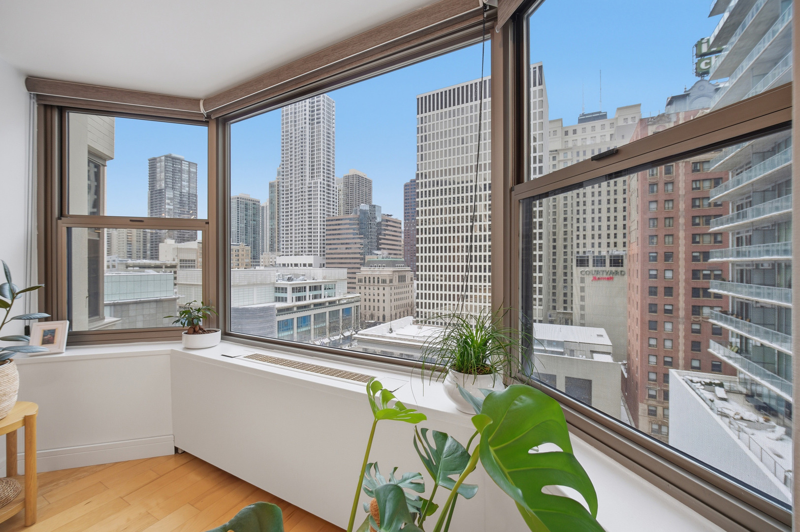 535 N MICHIGAN Avenue #1210, Chicago, IL 60611