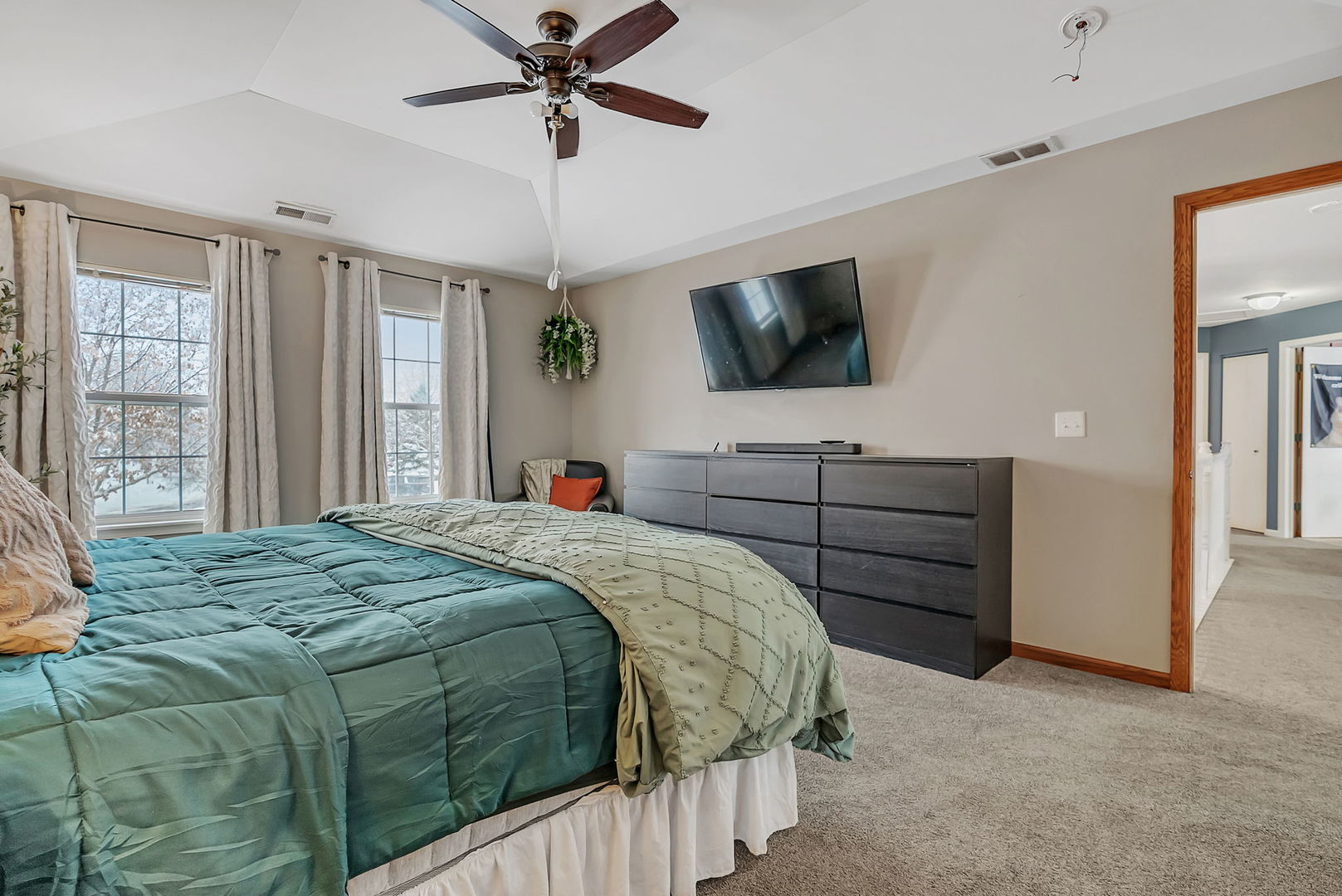 300 Wabena Court, Minooka, IL 60447