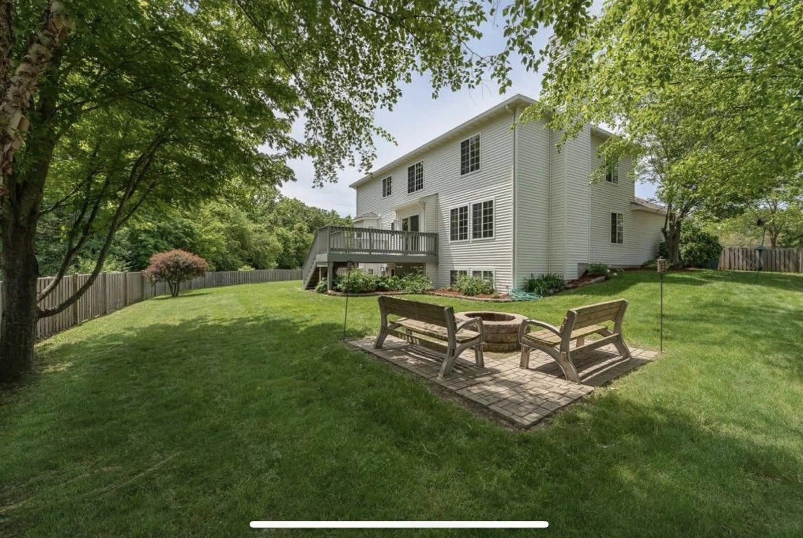 300 Wabena Court, Minooka, IL 60447