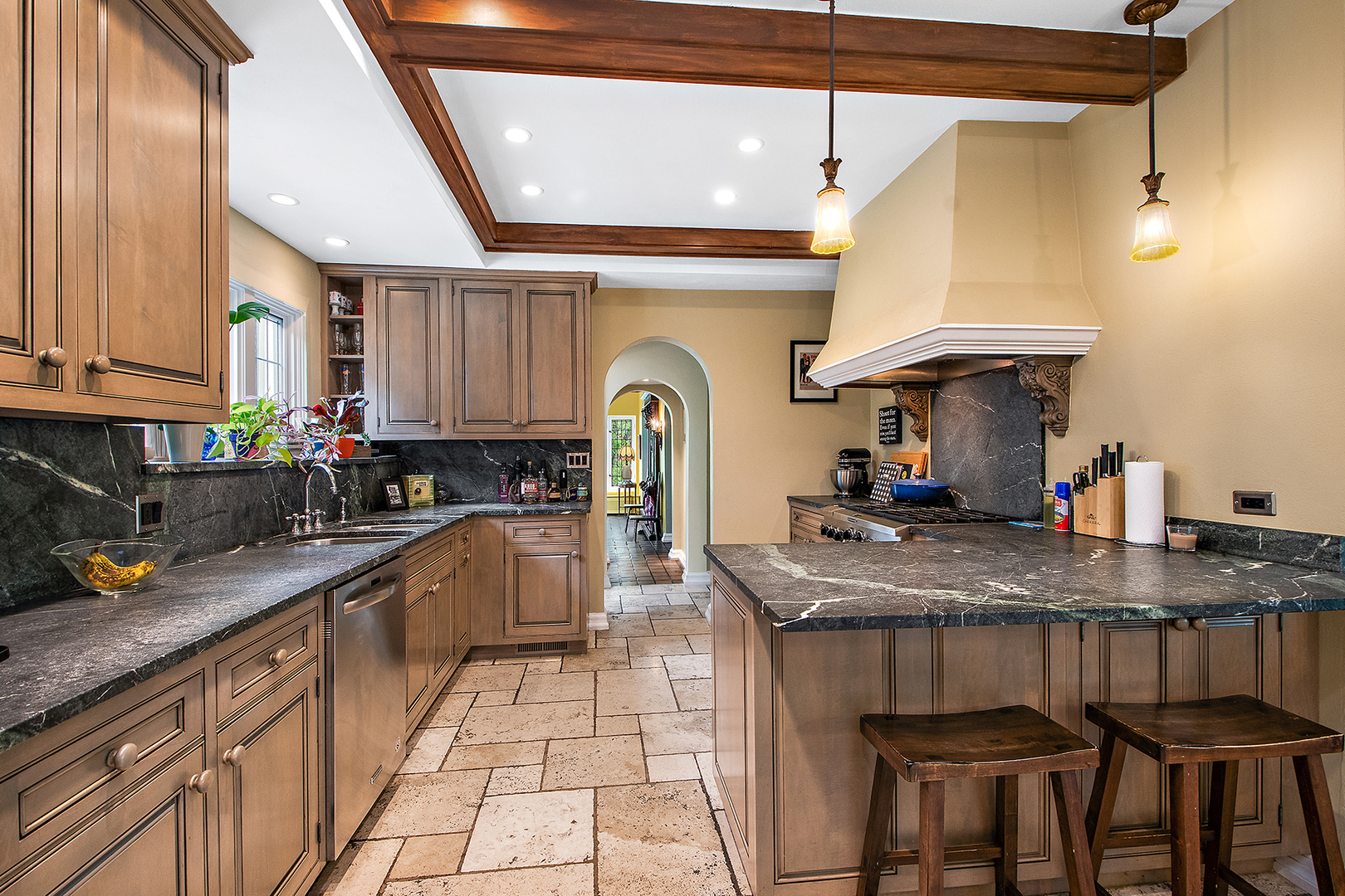 2023-2027 W 108th Place, Chicago, IL 60643