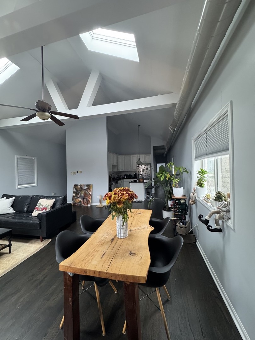 2315 W Harrison Street #4, Chicago, IL 60612