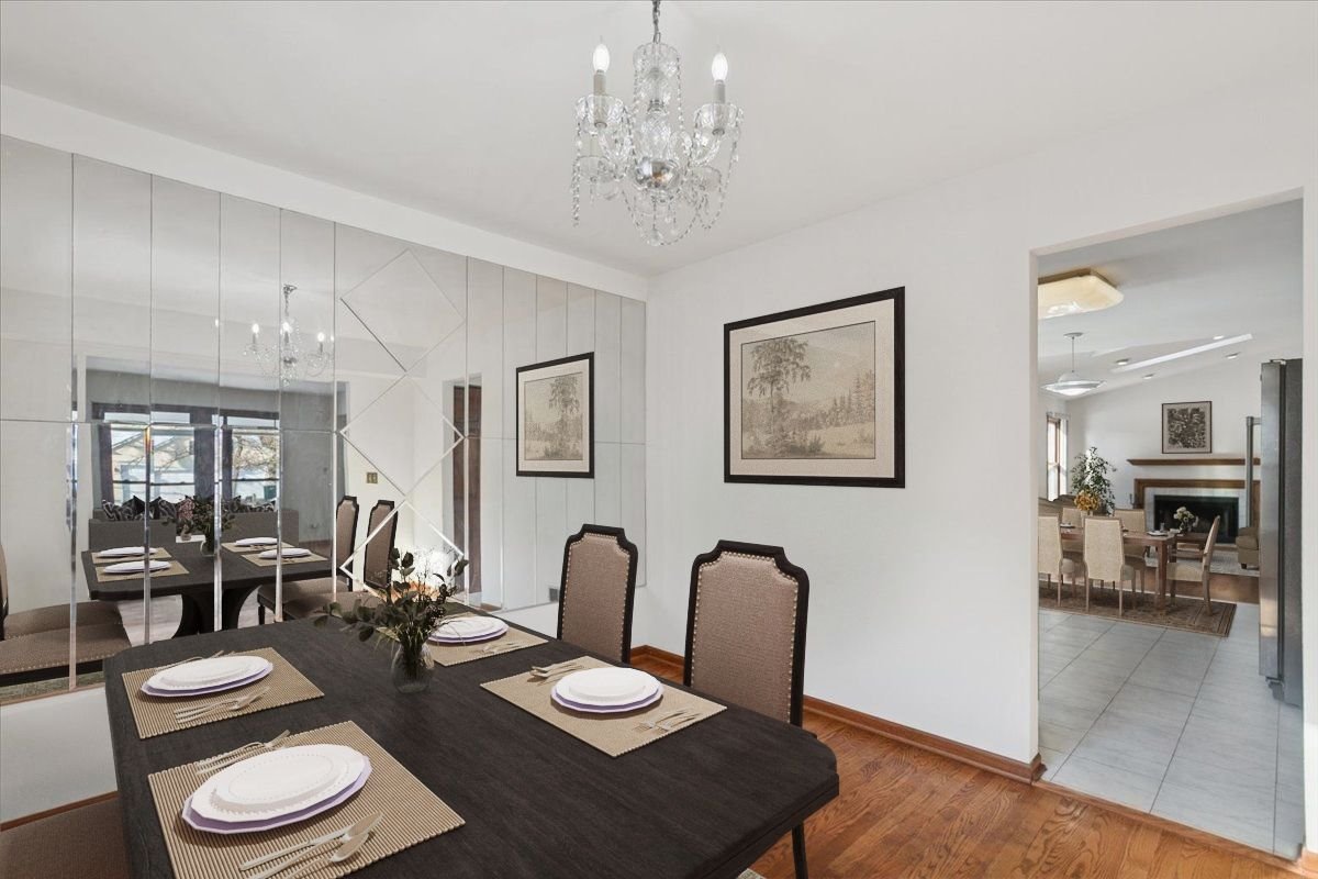 260 N Fiore Parkway, Vernon Hills, IL 60061