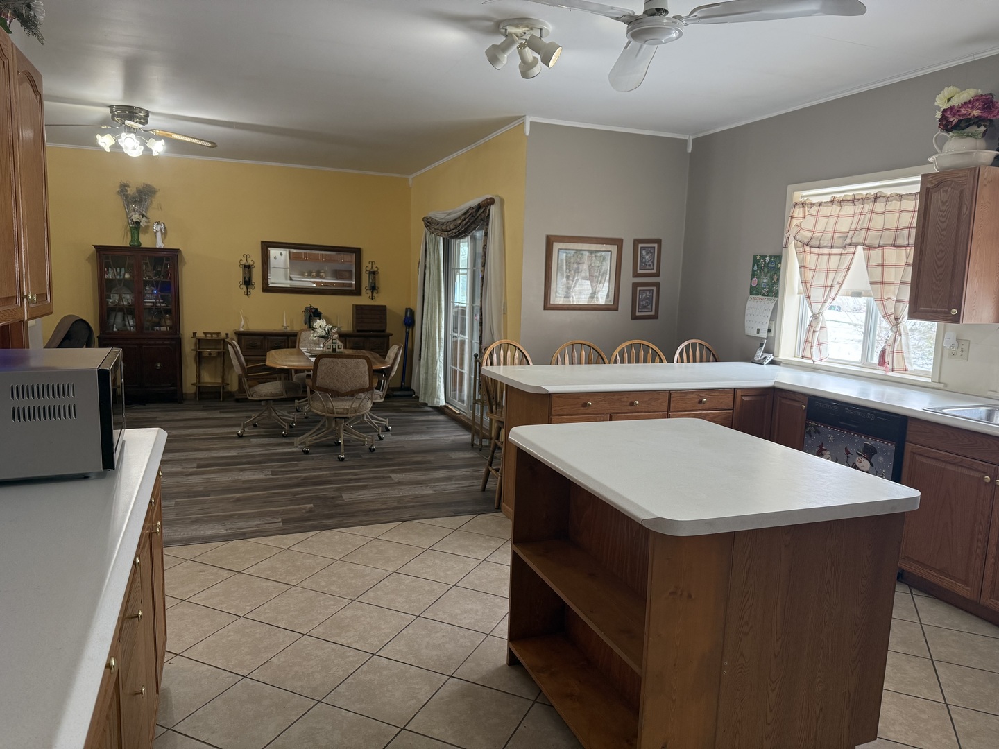 319 N Fourth Street, Neponset, IL 61345