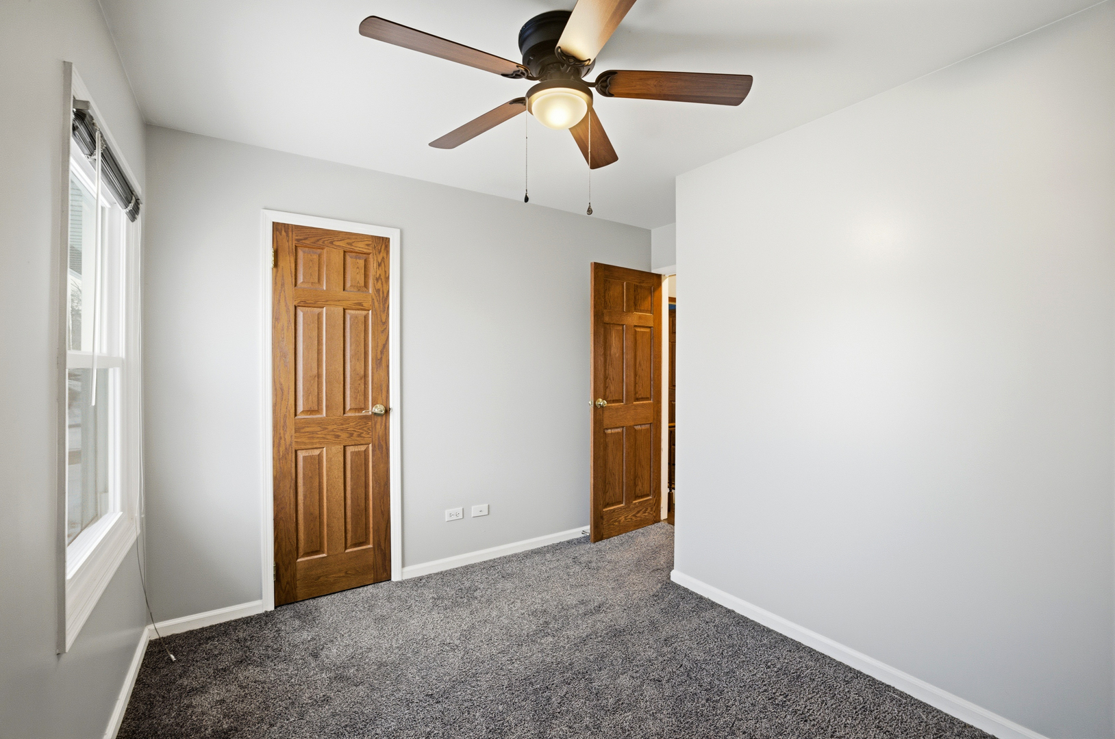 220 Dato Drive, Streamwood, IL 60107