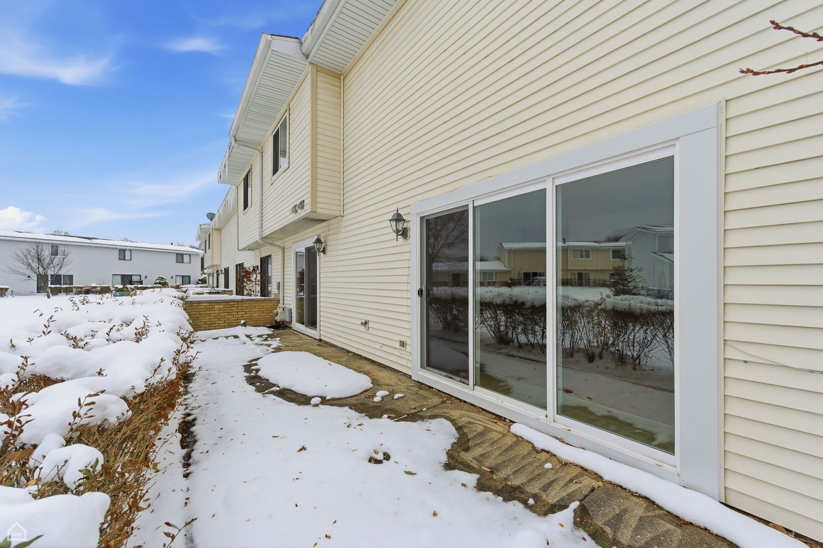 1081 PINEHURST Lane, Schaumburg, IL 60193