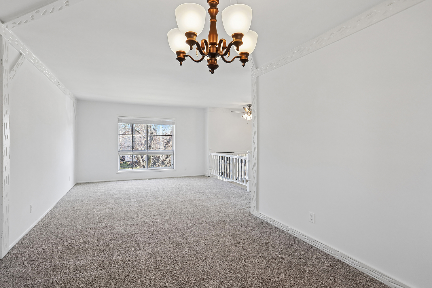 700 Hayward Avenue, Streamwood, IL 60107