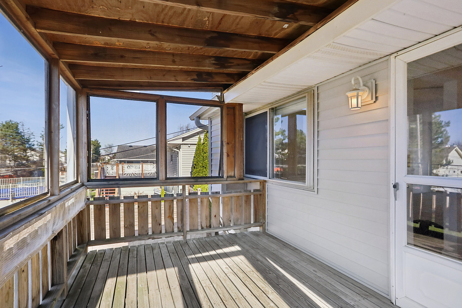 700 Hayward Avenue, Streamwood, IL 60107