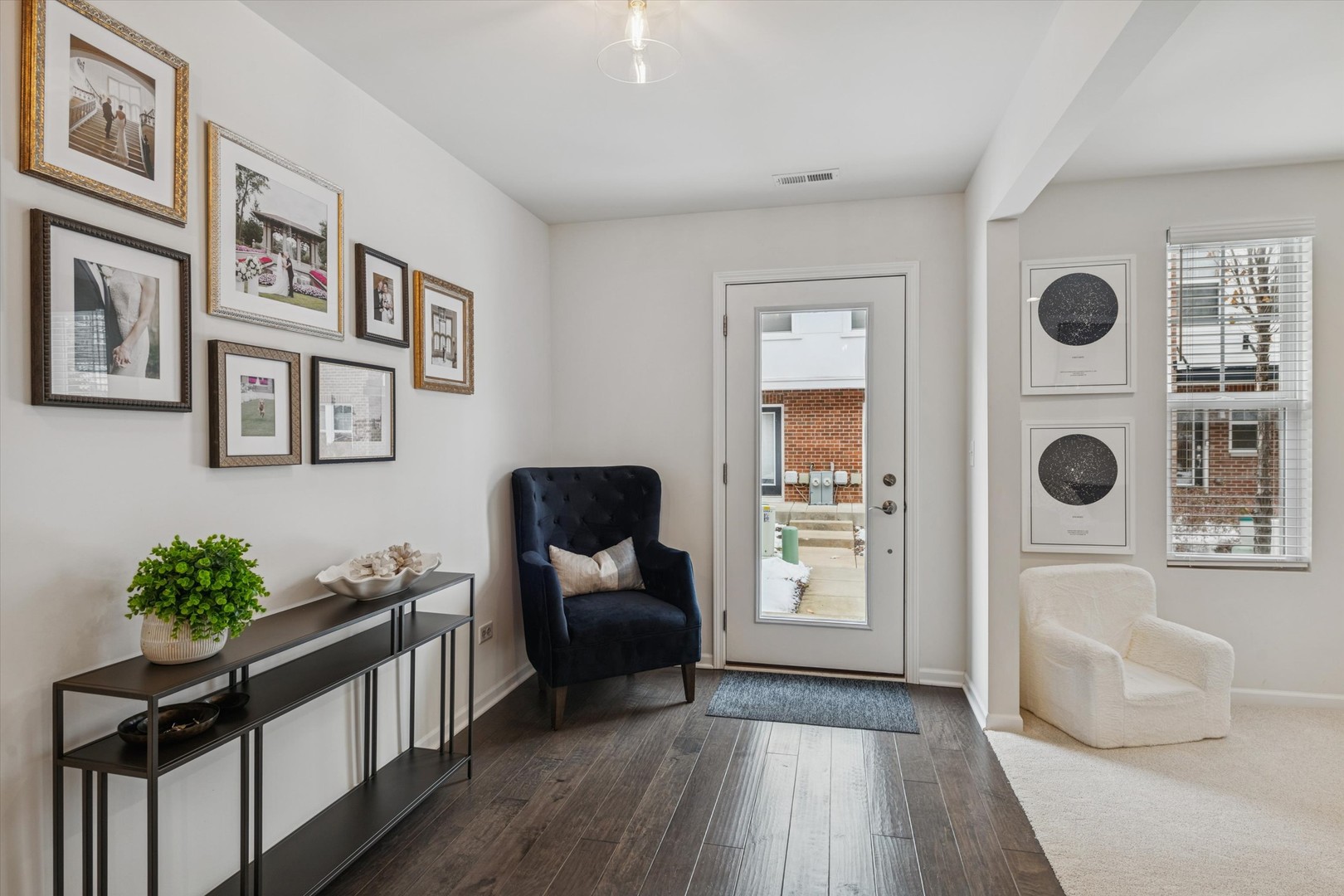 3562 SAWGRASS Drive, Woodridge, IL 60517