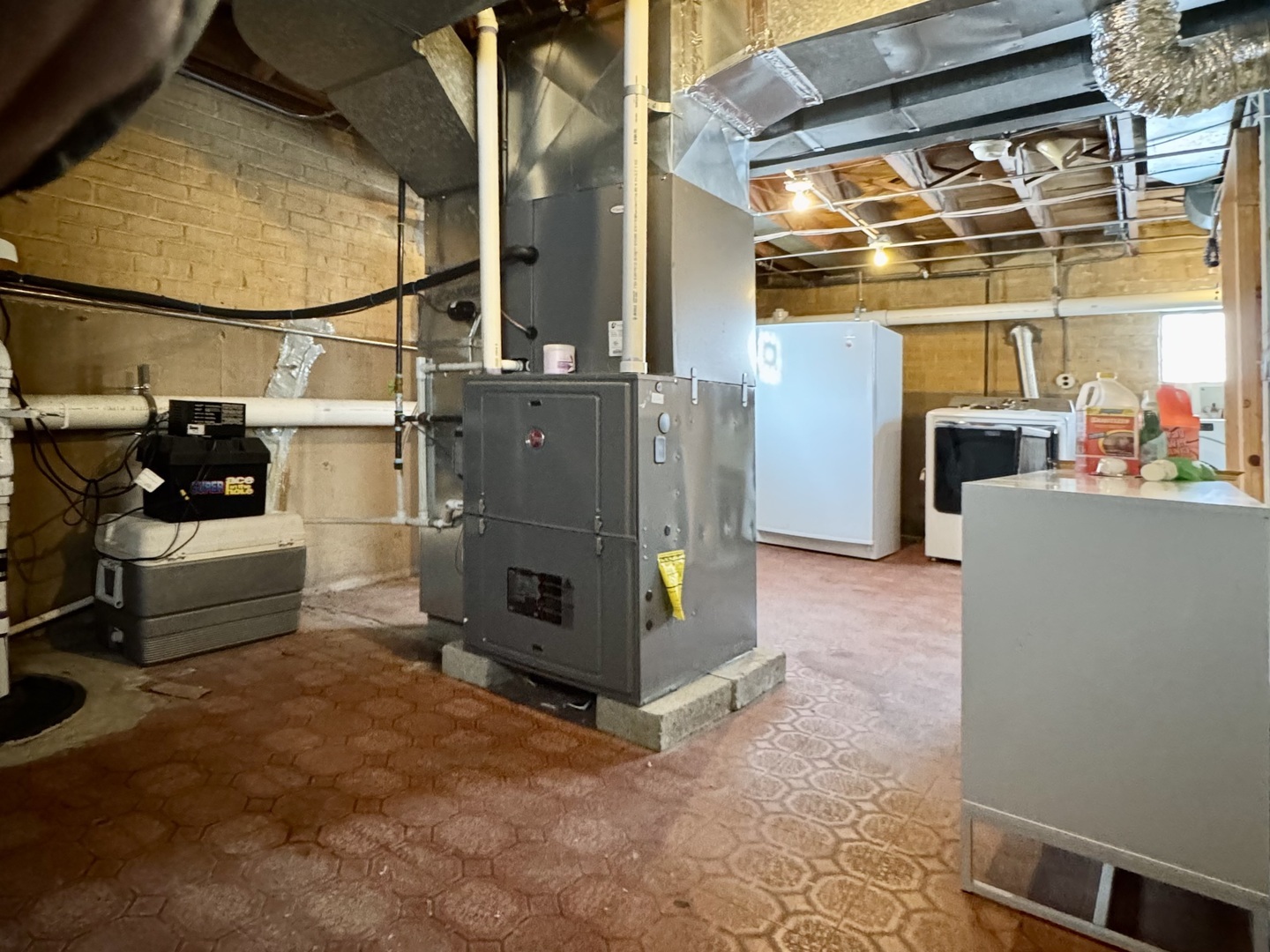 8936 S Oglesby Avenue, Chicago, IL 60617