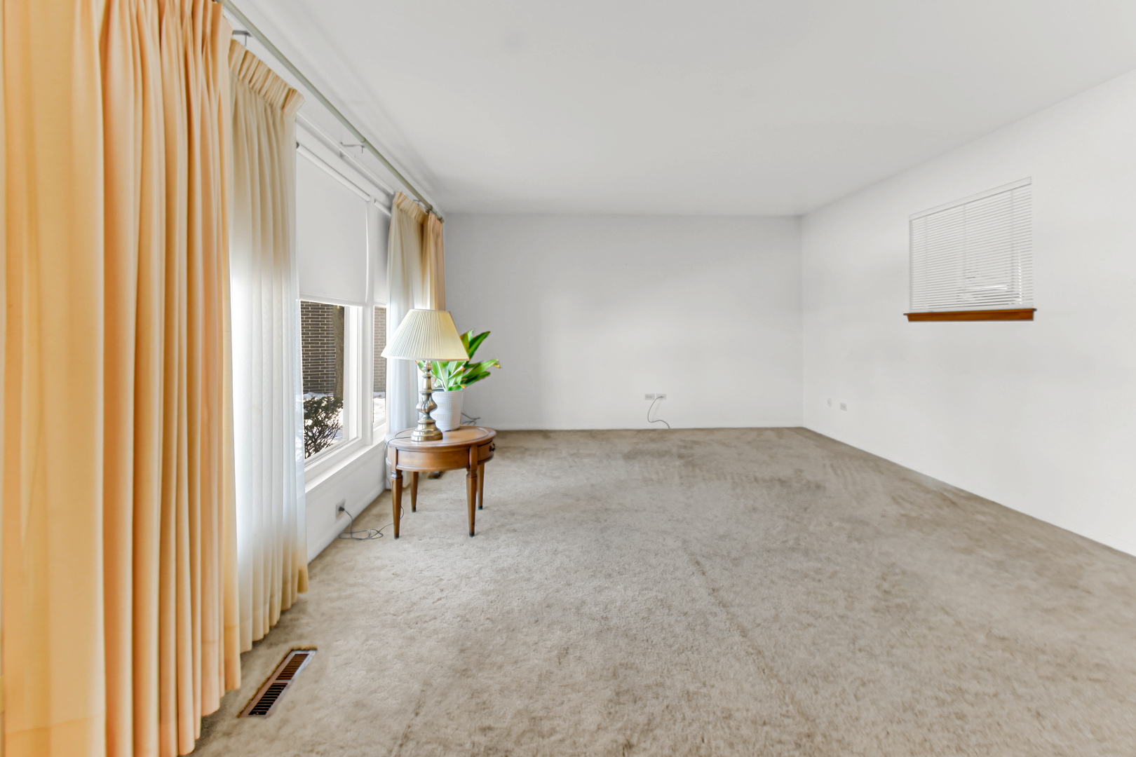 1161 E 171st Court, South Holland, IL 60473