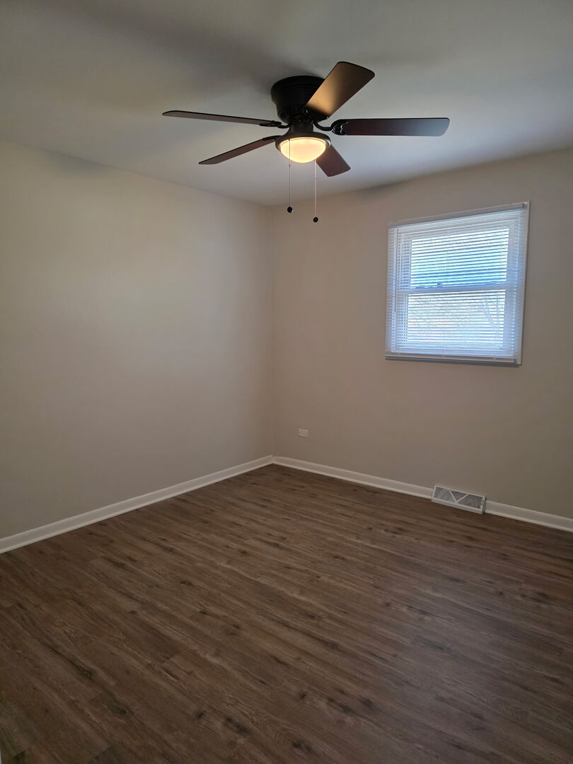 668 Anita Avenue, Antioch, IL 60002