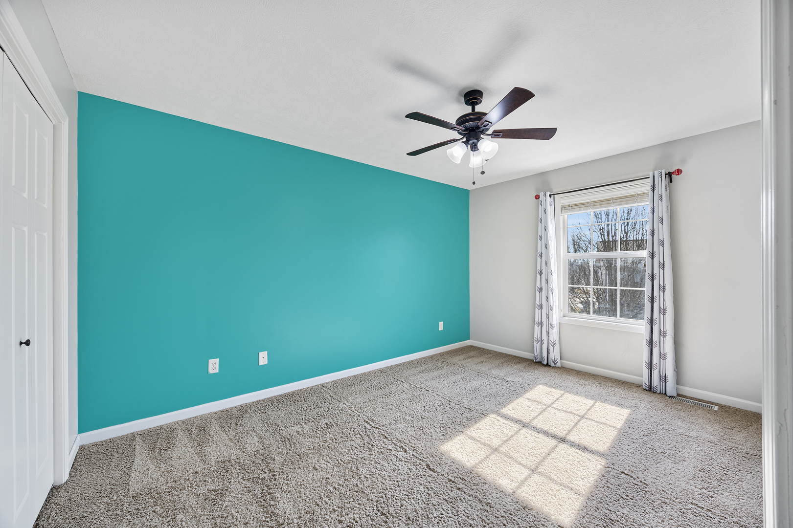 805 Dresser Drive, Normal, IL 61761