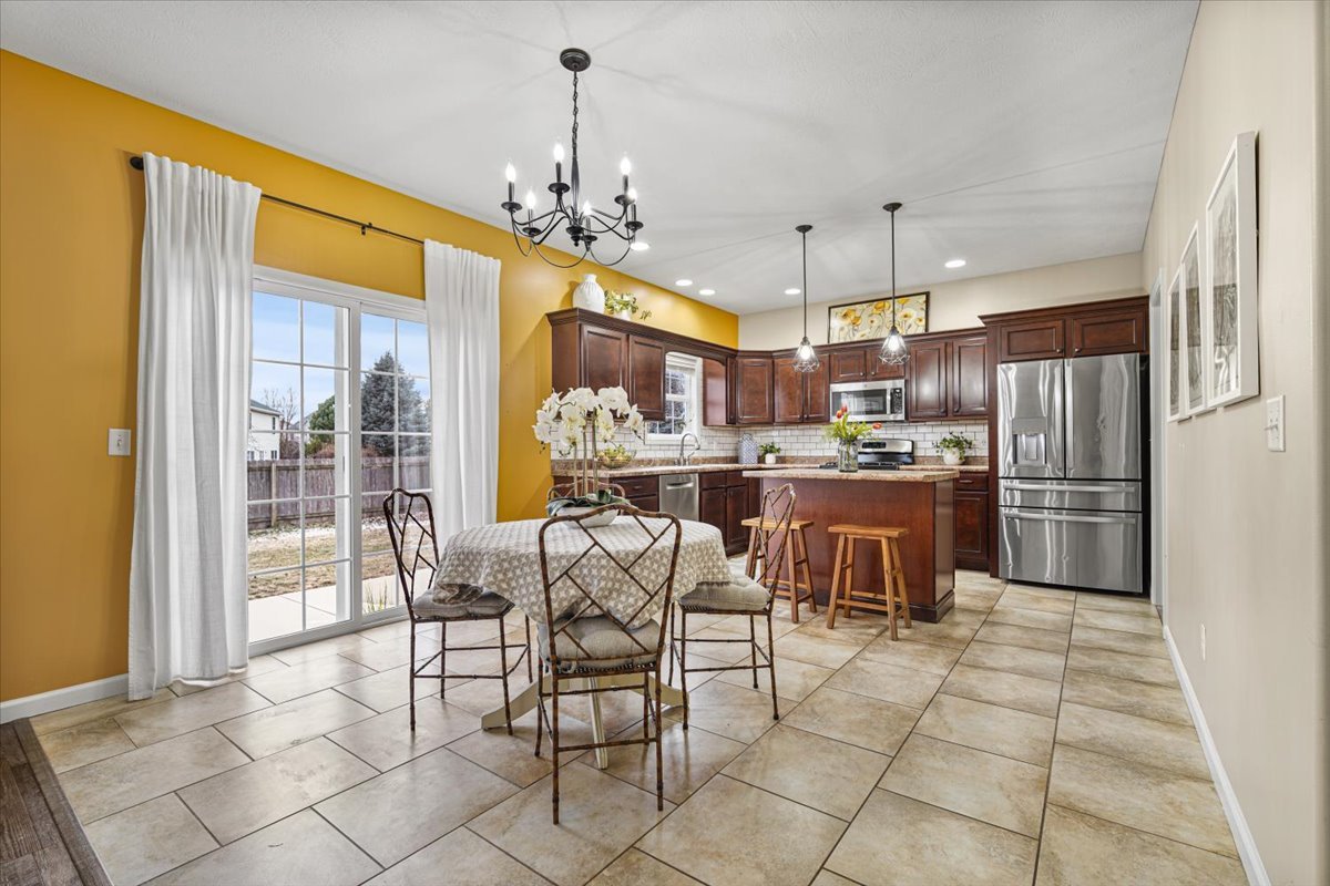 805 Dresser Drive, Normal, IL 61761