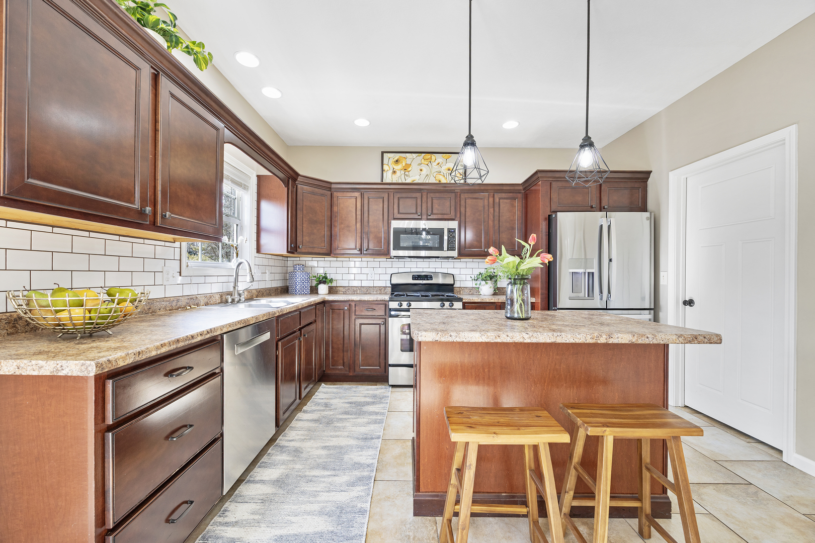 805 Dresser Drive, Normal, IL 61761